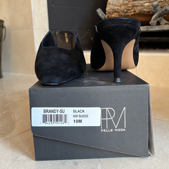 Pelle Moda size 10 Black Suede Heeled Mules - Picture 4 of 4